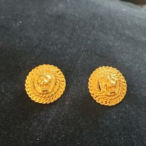Gold Lion Head Earrings Pierced